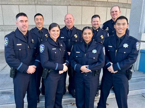 Walnut Creek PD Welcomes 4 New Officers .